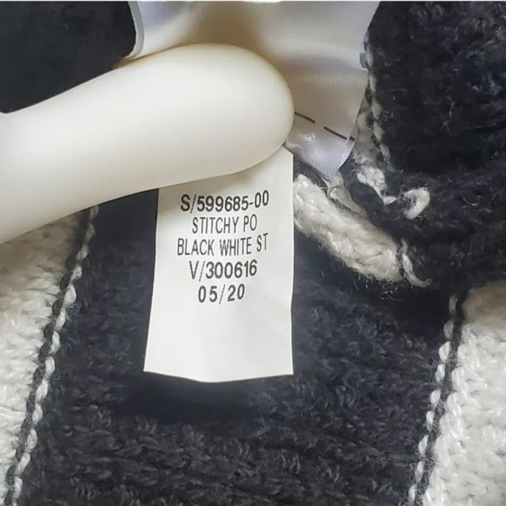 Old Navy brand old